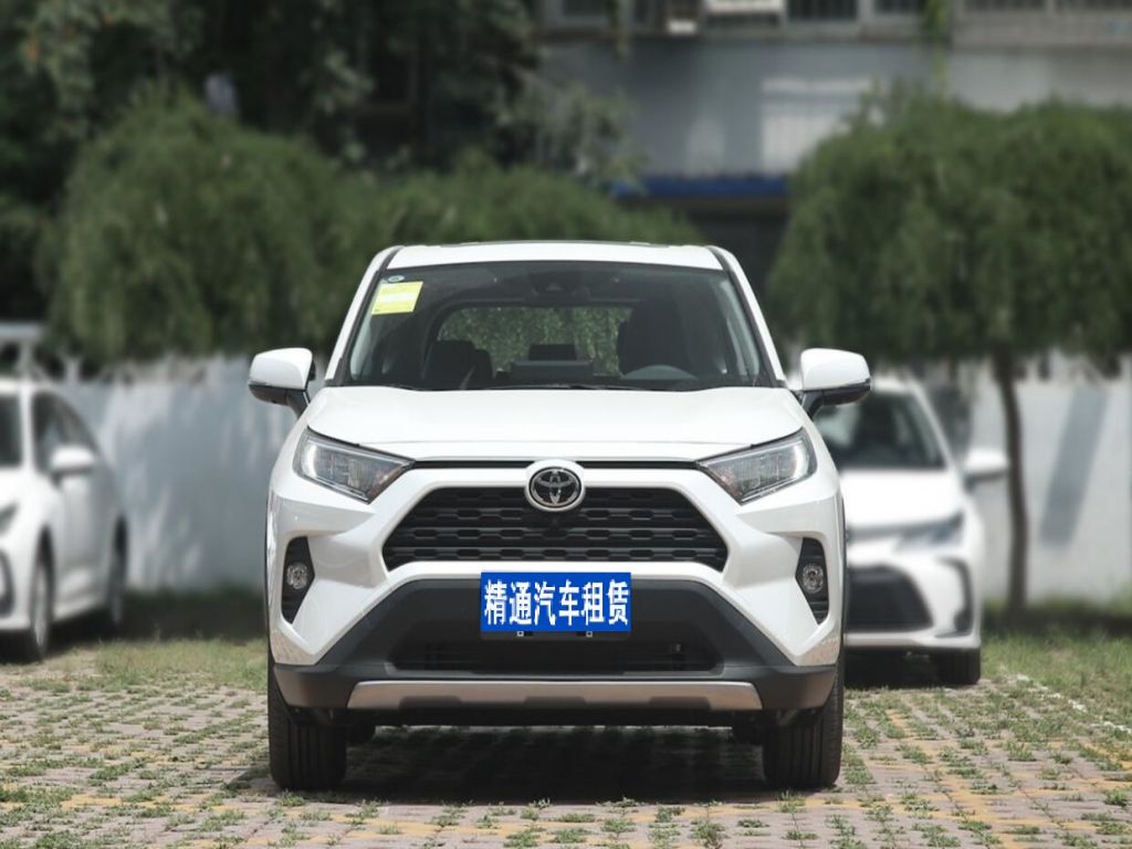 RAV4 榮放2021款 2.0L CVT兩驅(qū)風(fēng)尚PLUS版