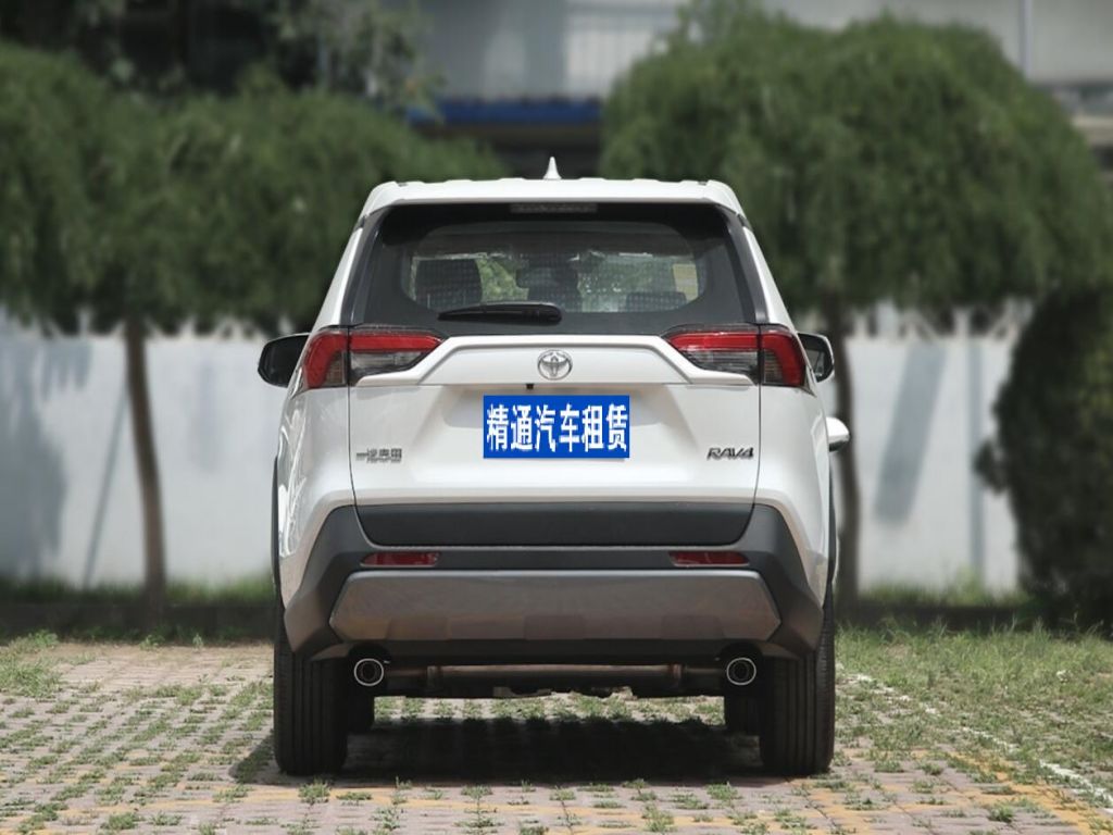 RAV4 榮放2021款 2.0L CVT兩驅(qū)風(fēng)尚PLUS版